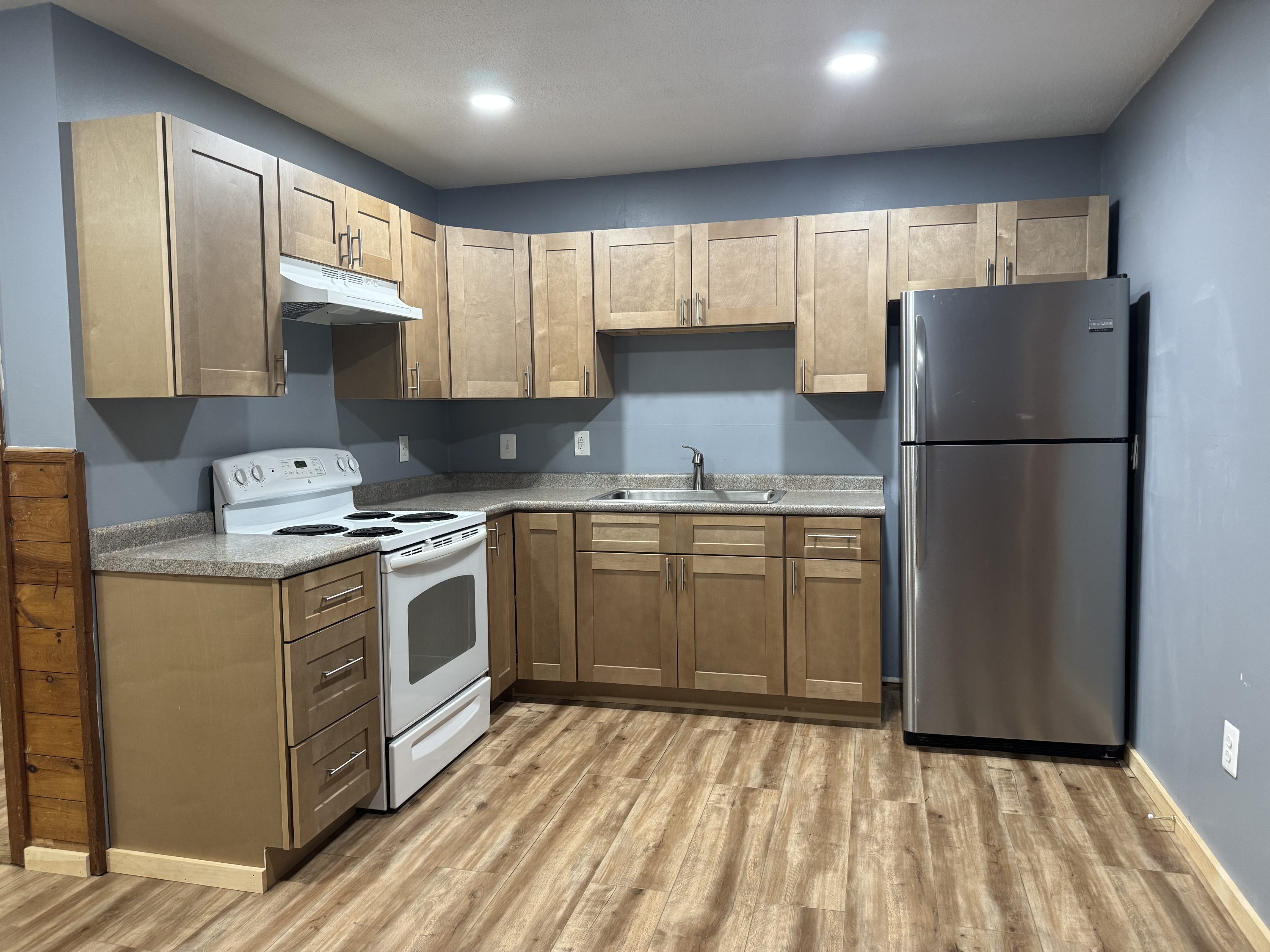 666 New Hampton Road - 2R